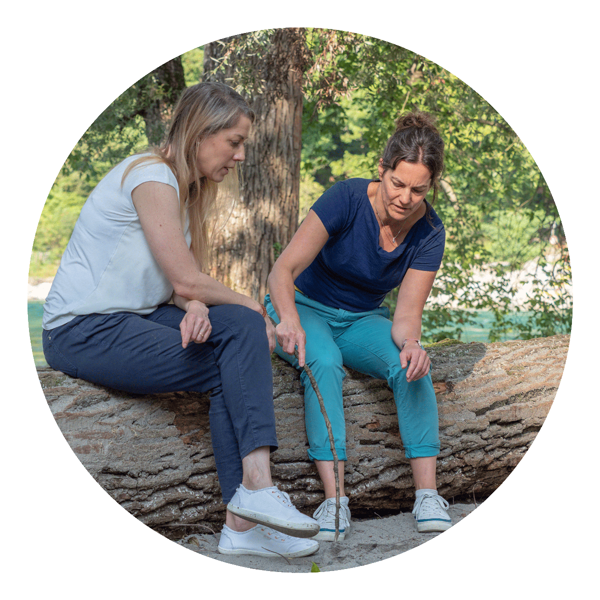 Coach Christine Müller am Coachen bei der Aare in Bern